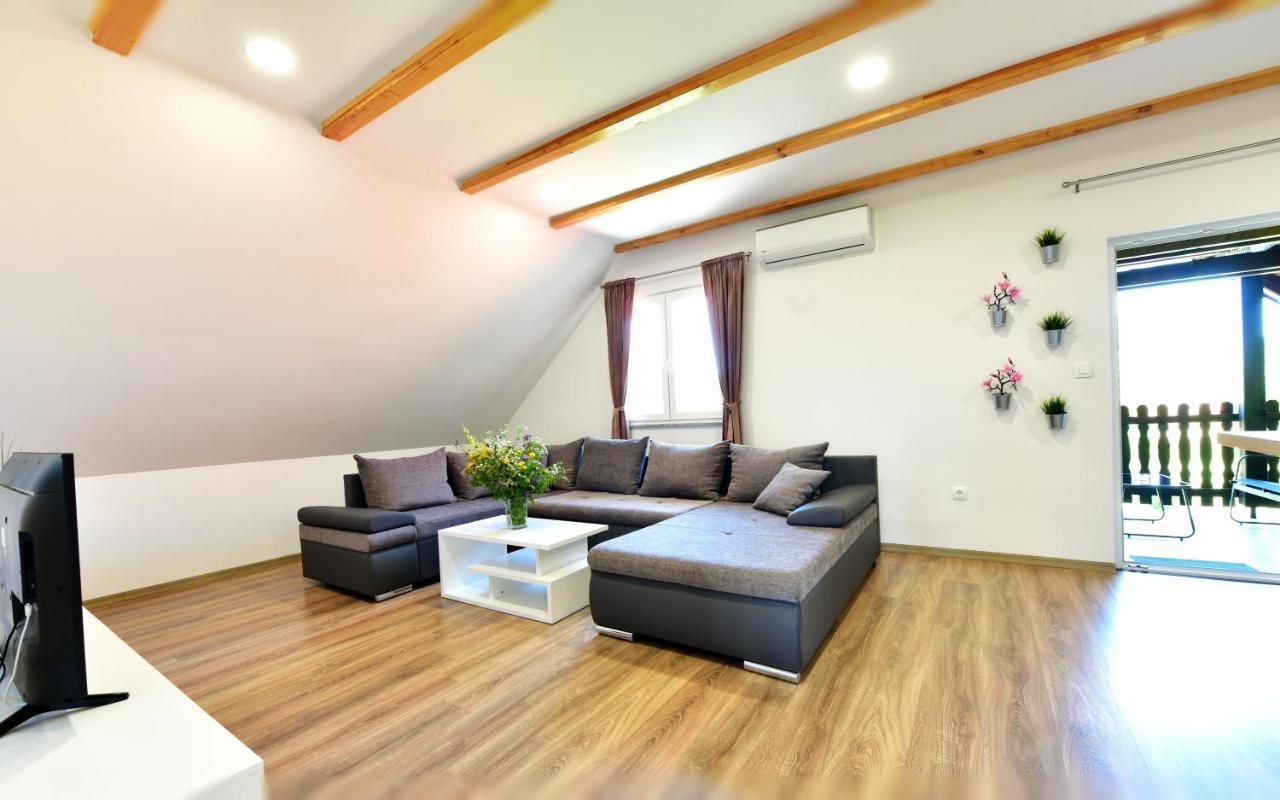 Apartman Vito Saborsko Exterior foto